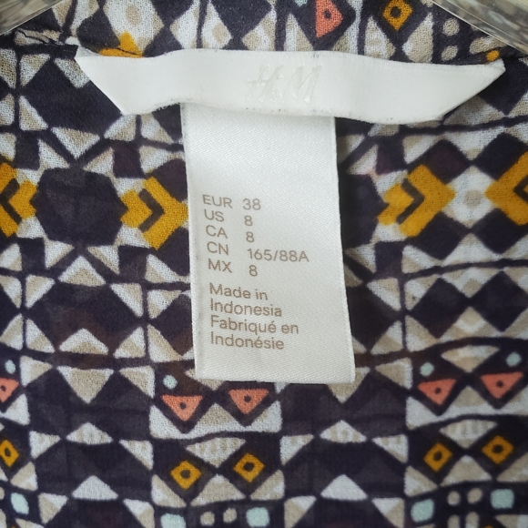 H&M Top - Picture 2 of 11